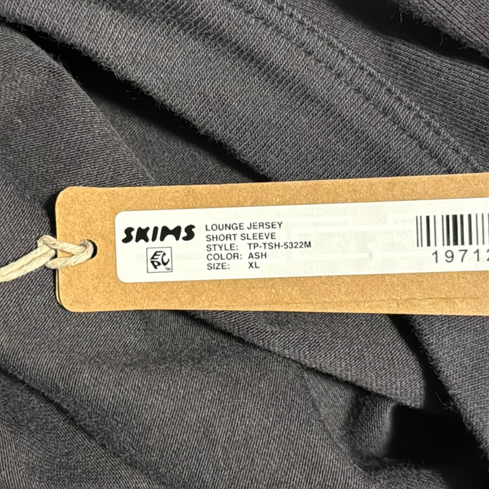 SKIMS JERSEY LOUNGE MENS OVERSIZED T-SHIRT - Picture 5 of 6